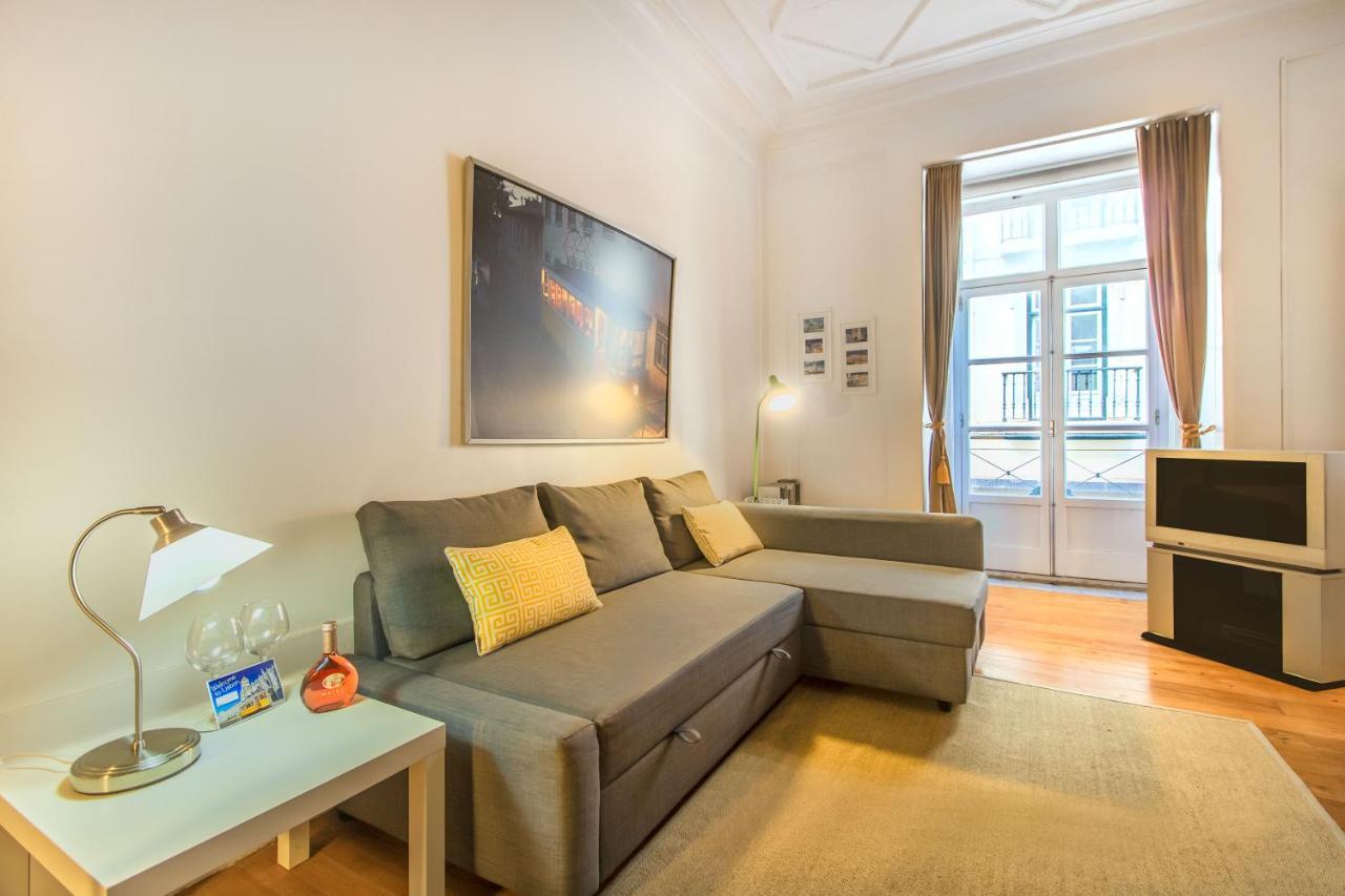 Chiado Balcony Apartment Lisbon Bagian luar foto
